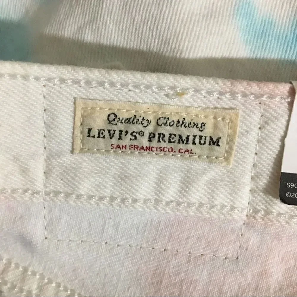 Levi’s NWT High-rise Deconstructed Skirt Size 29